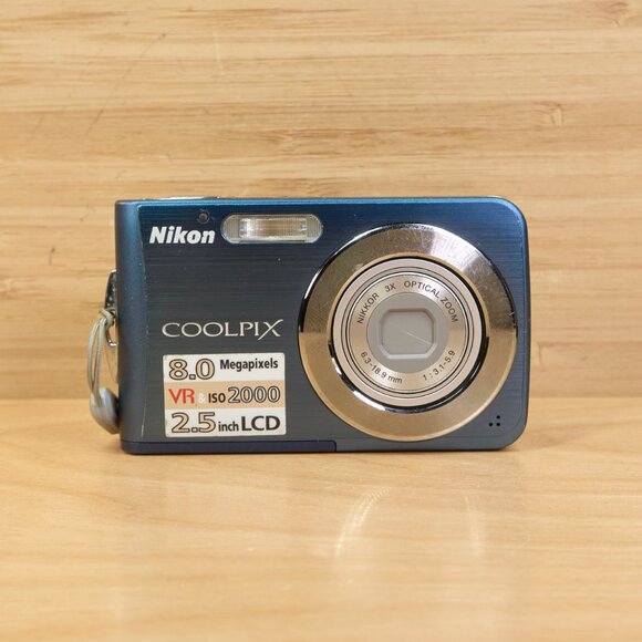 Nikon Coolpix S210 8 MP Digital Camera 3× Optical Zoom / Blue / Tested - Picture 3 of 9